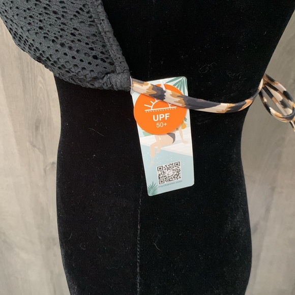 New With Tags String Tie Bikini Top Cheetah Print Ties Women's Size Small - Picture 7 of 9